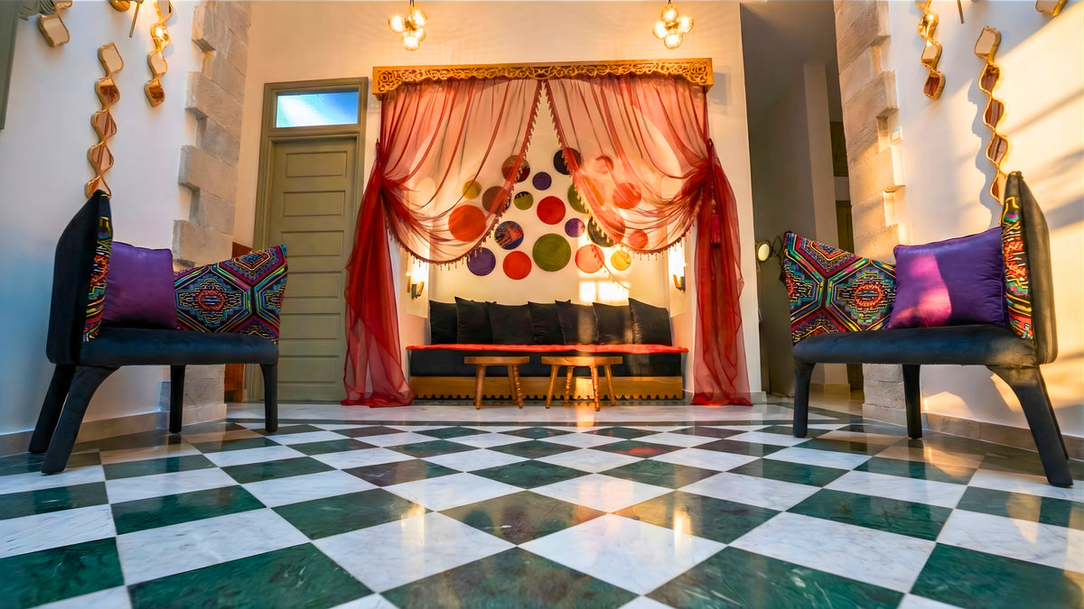 A quiet corner for mint tea